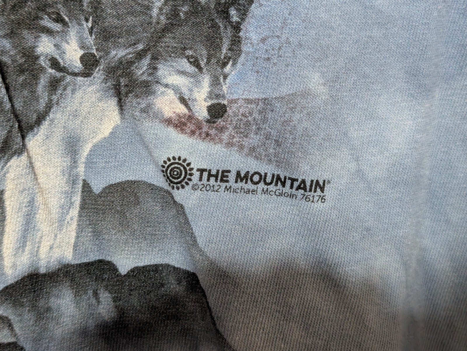 The Mountain Mens T-shirt Blue Patriotic Wolf Pack New Logo XL #6631 gallery
