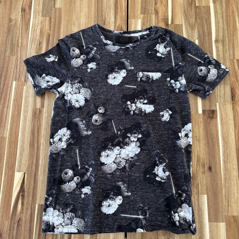 Star Wars On The Byas Official Darth Vader Death Star Shirt Small Print All Over