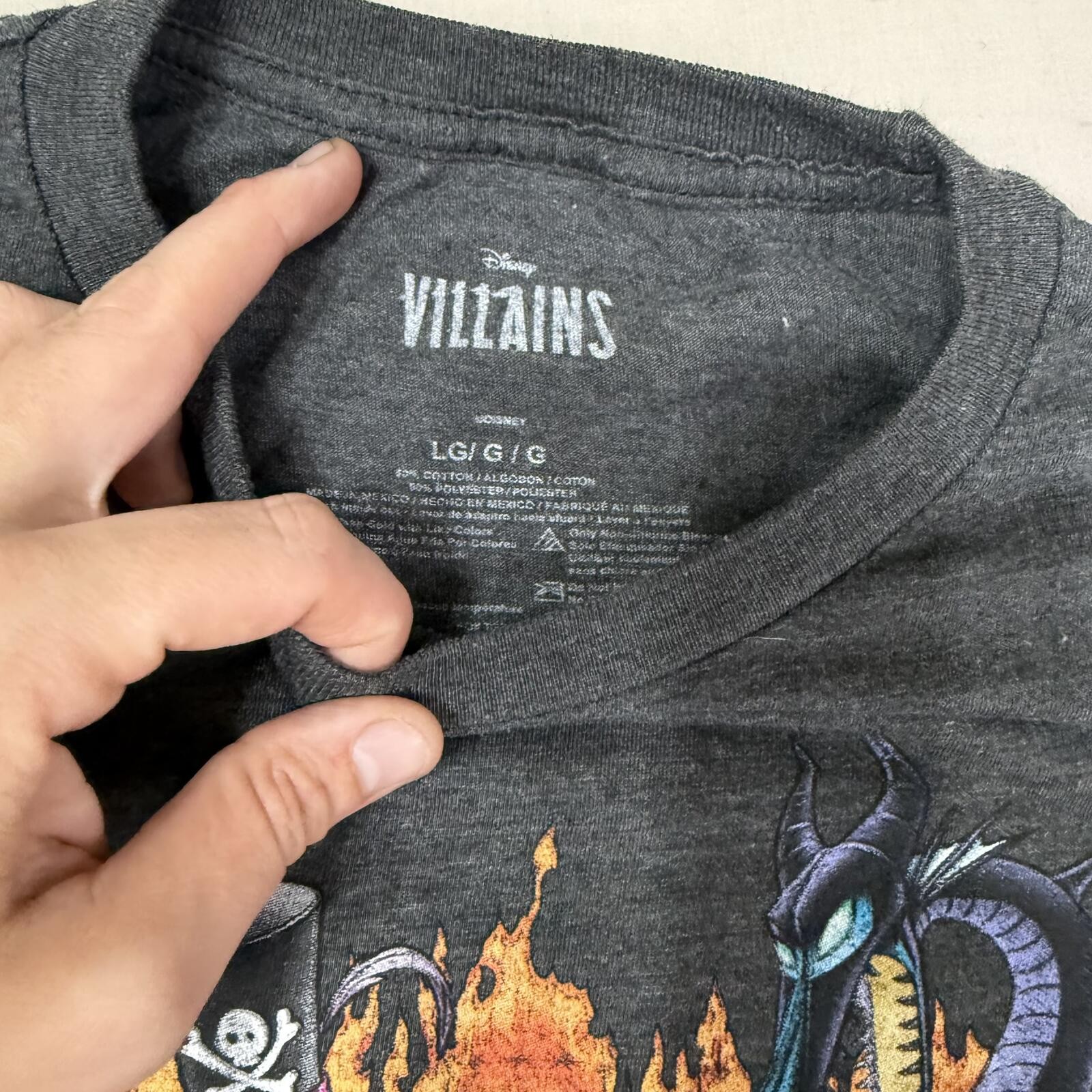 Disney Villains Graphic T-Shirt Heather Gray Size L gallery