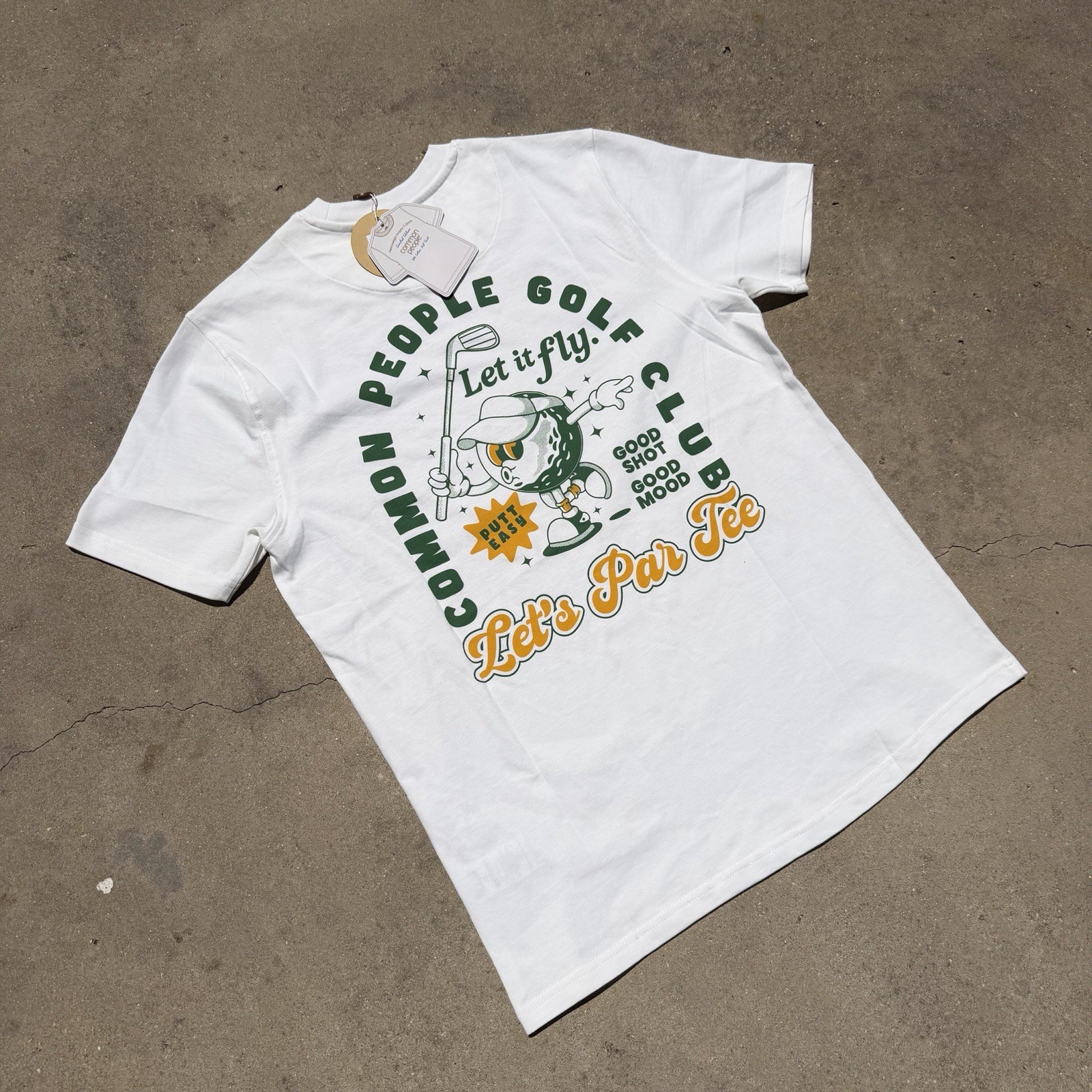 Common People Golf Club Tee Men’s Small White Graphic Shirt NWT gallery