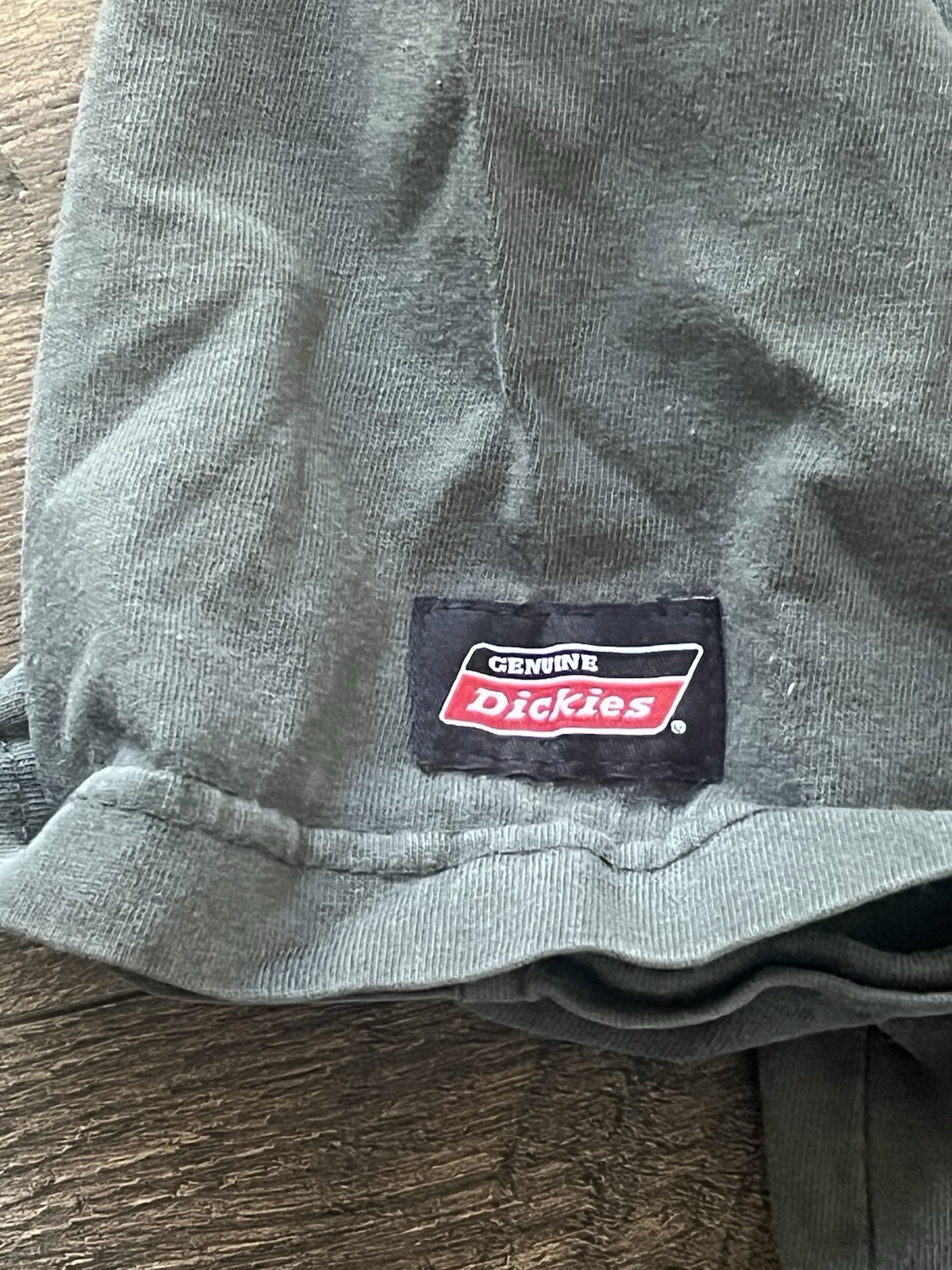 Dickies Men's Green Cotton Knit Logo Pocket Crew Neck Short Sleeve T-Shirt gallery