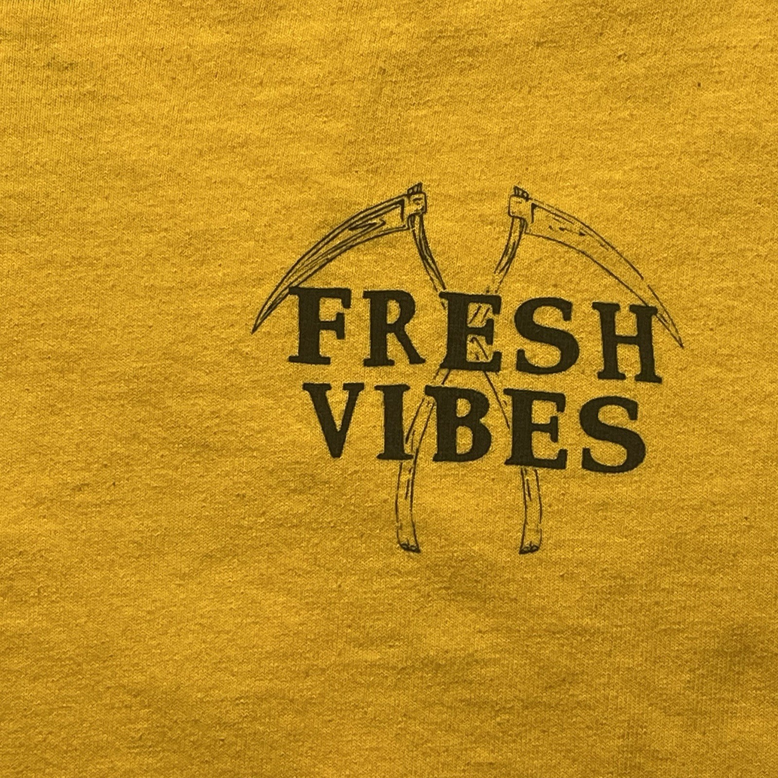Fresh Vibes “Good Friends Bad Habits” Cotton Yellow T-shirt Sz XL 2 Sided gallery