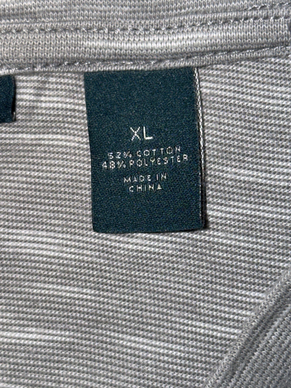 Perry Ellis Men’s Texture Slub V-Neck Tee Color Grayish Color Size XL gallery