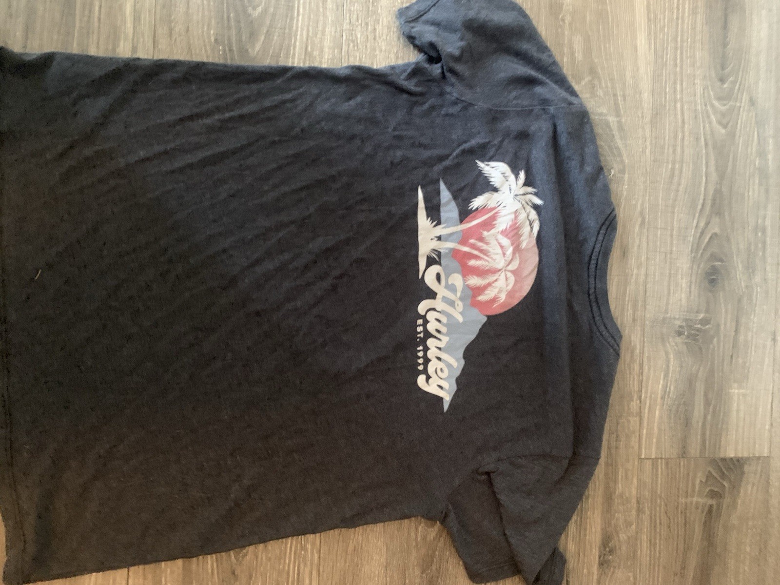 Men’s Size Medium Grey Hurley Shirt Palm Tree Design Pre Owned gallery