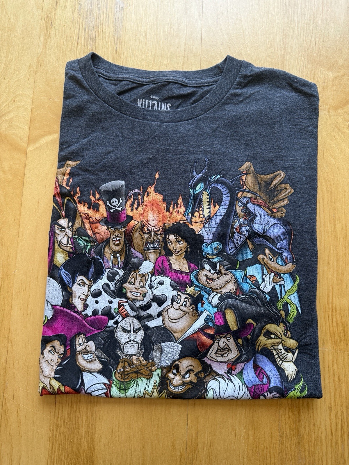 Disney Villains Graphic T Shirt XL Evil Queen Ursula Scar Maleficent Tee
