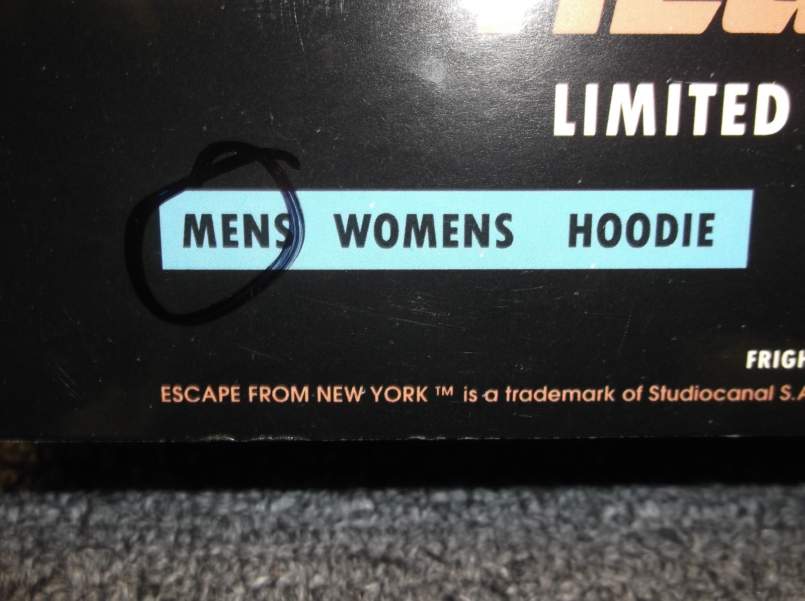 Escape From New York- Fright Rags 2013 Limited Edition Box Set- XL Shirt+ Swag gallery