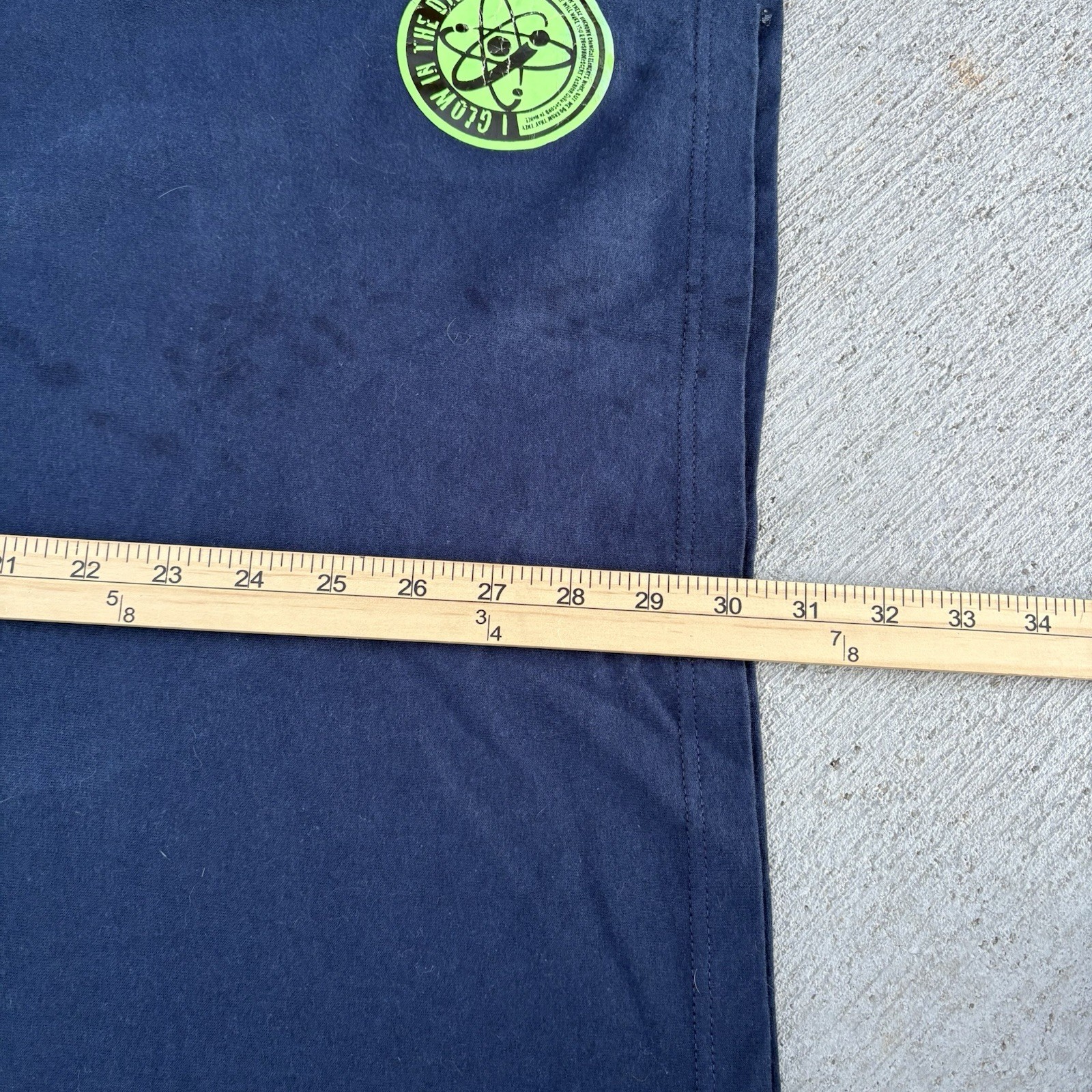 Y2K Dr Sues Mens XL Grinch Glow In The Dark University Tee Shirt Christmas Green gallery