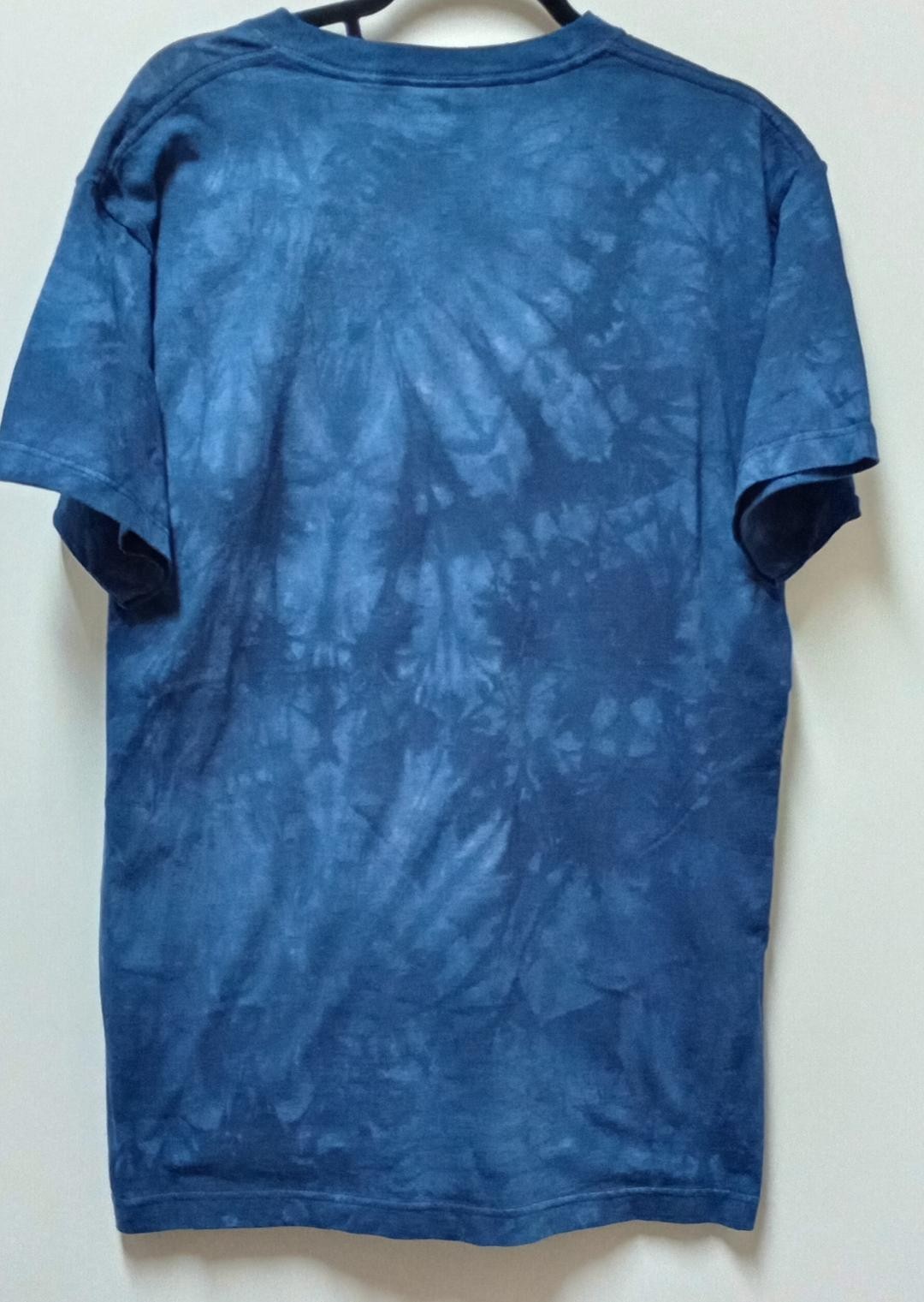 The Mountain Vintage Meiklejohn Polar Bear/Moon Adult T-shirt (Circa 2000's) gallery
