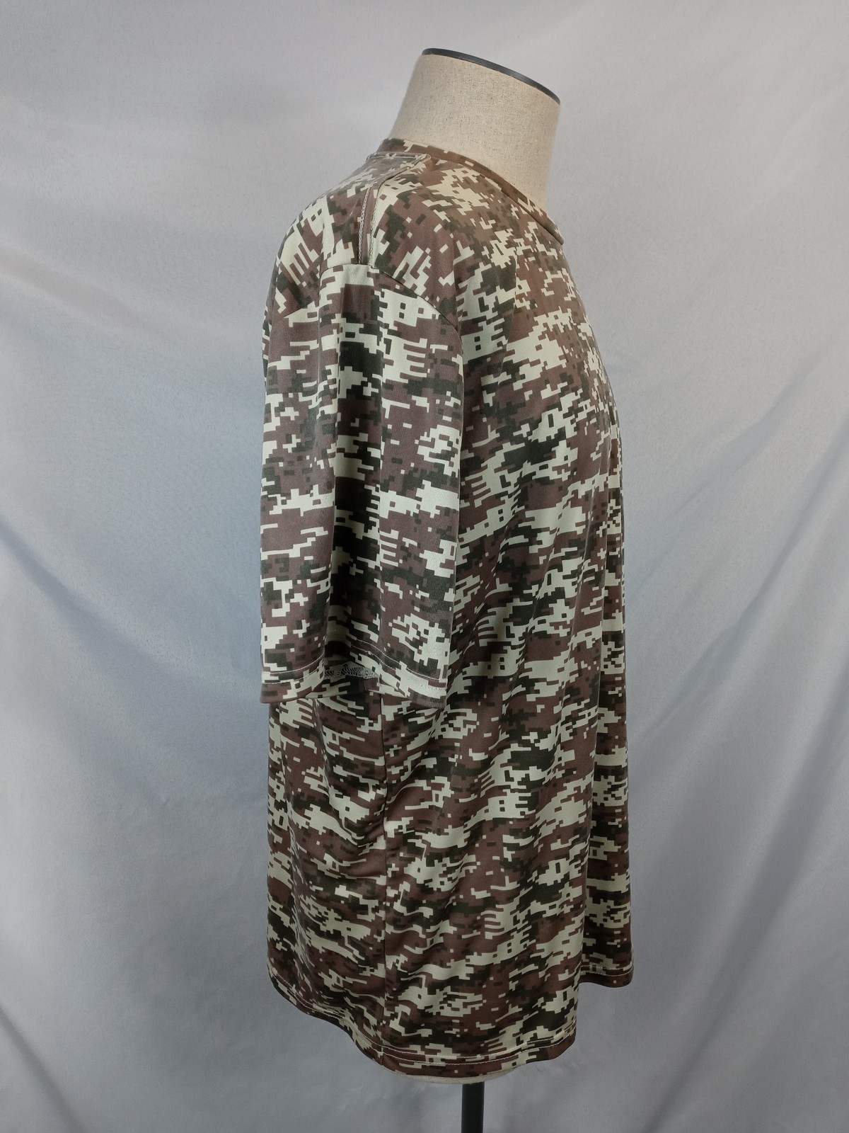 SOG Tactical Gear T-Shirt Mens XL Digital Camo Brown Logo Tee Knives gallery