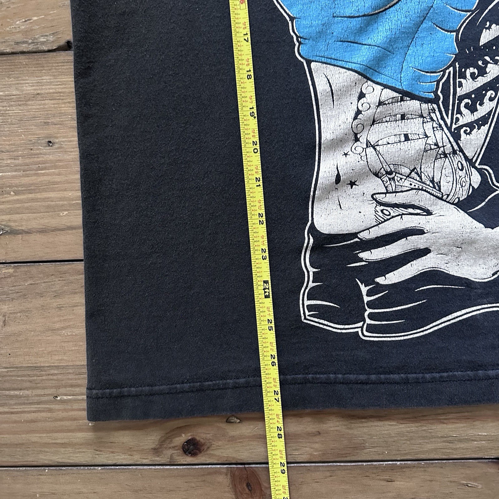 Vintage Y2K Fatal Clothing Tattoo PinUp Tshirt Large Goth Emo Punk Grunge Skate gallery