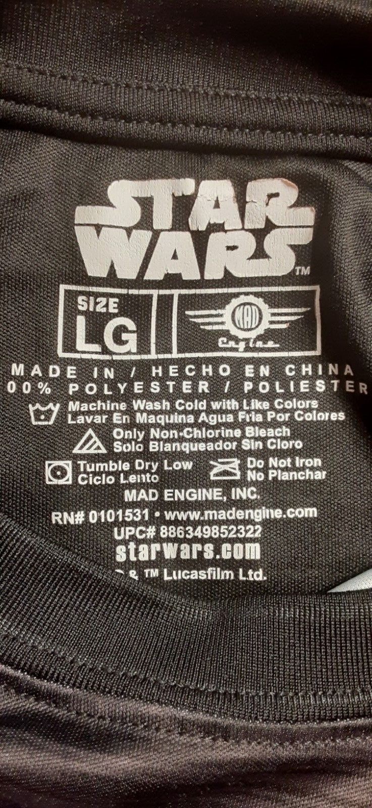 Mad Engine Star Wars™Gray and Black Striped Tee Cartoon Stormtrooper Size L gallery