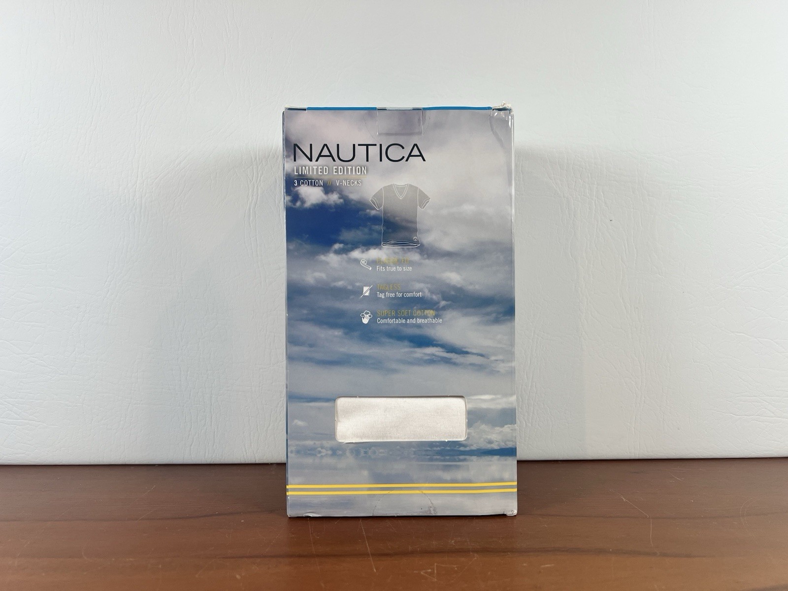Nautica NWT Men's V- Neck T-Shirts 3-Pack White 100% Cotton Size S (34-36) gallery
