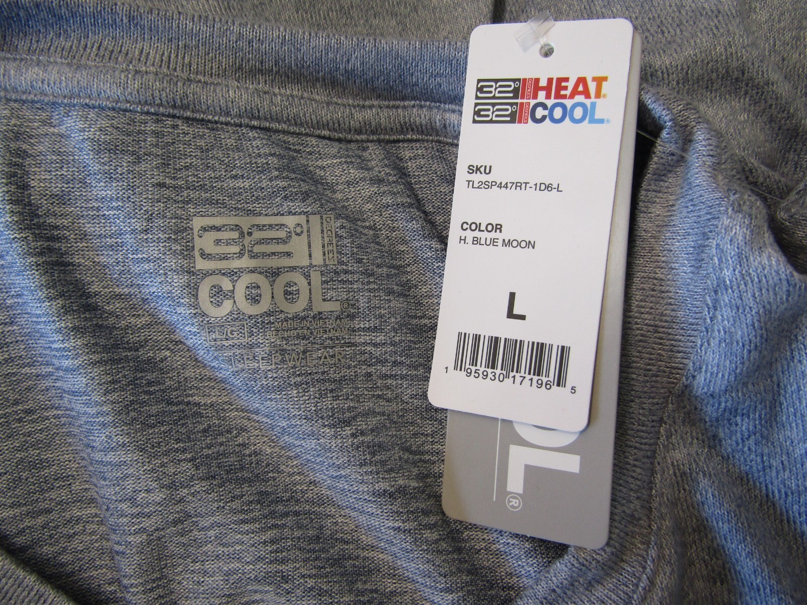 NWT 32 Degrees Cool Blue Moon Short Sleeve Polyester Blend T-Shirt Men's Size L gallery