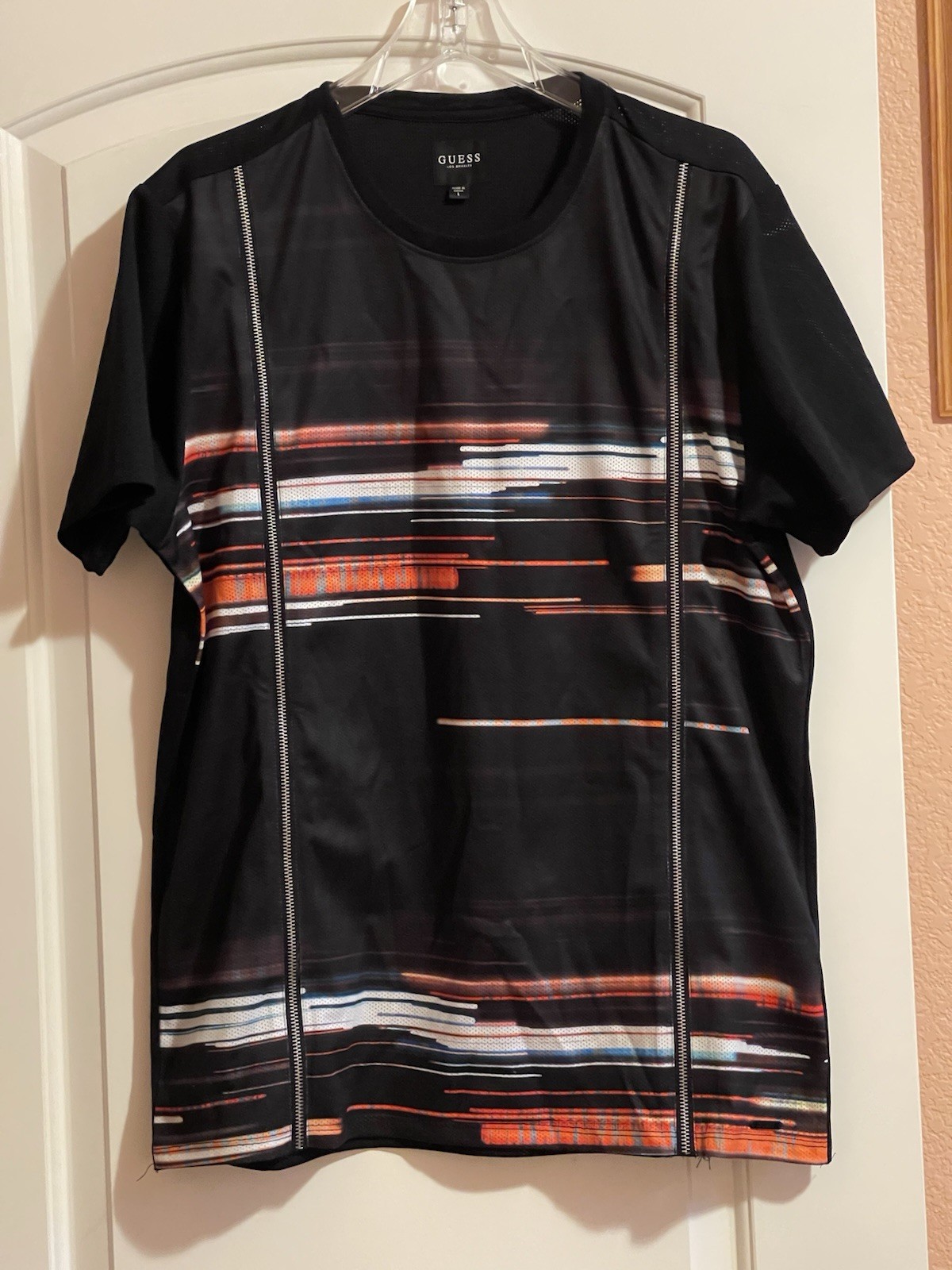 GUESS LOS ANGELES MEN CREWNECK , ZIPPER DETAIL, COLORFUL GRAPHIC PRINT~SHIRT Lg. gallery