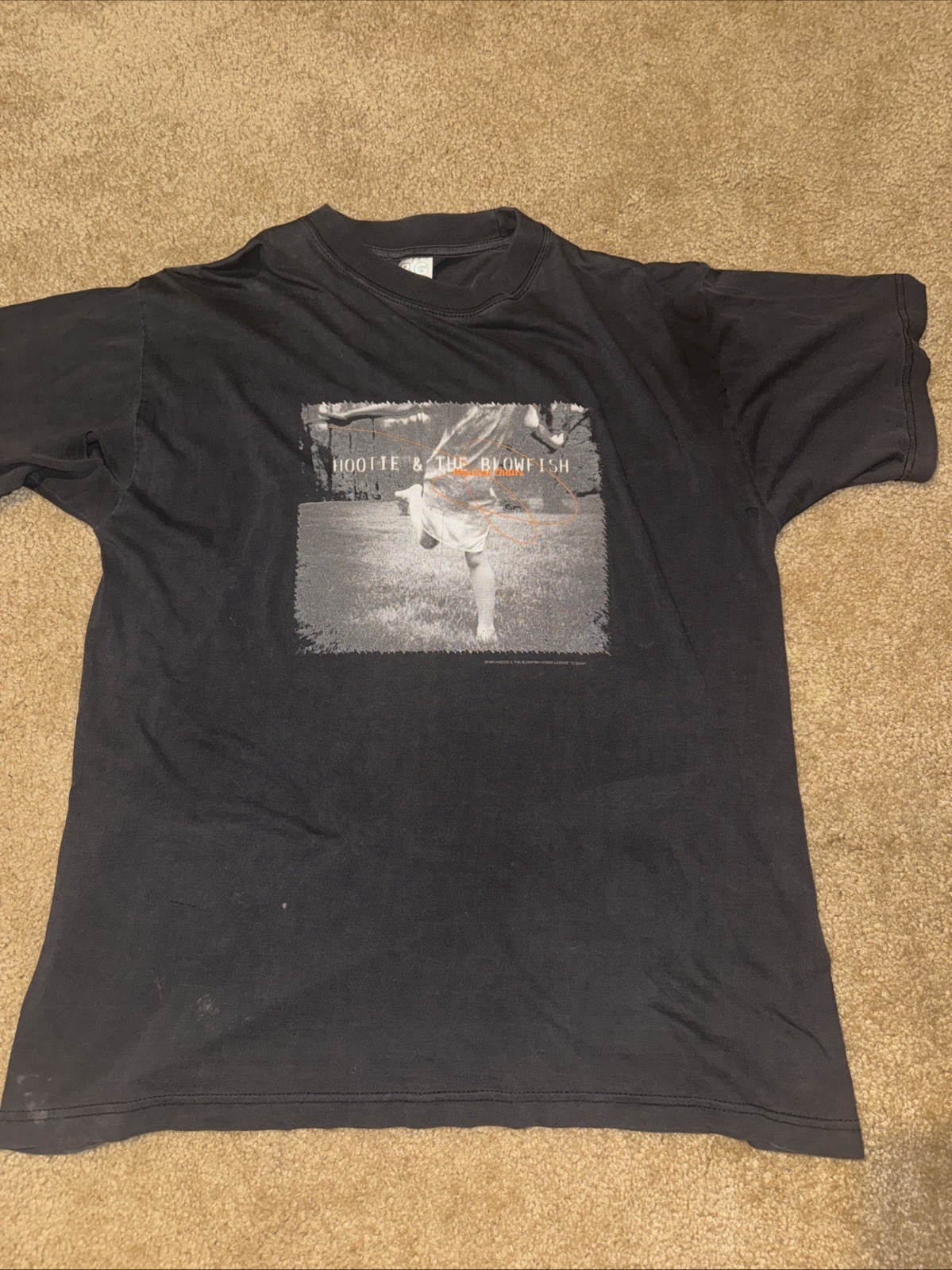 Vintage 1998/1999 Hootie and the Blowfish Musical Chairs Tour T Shirt Black L BG gallery