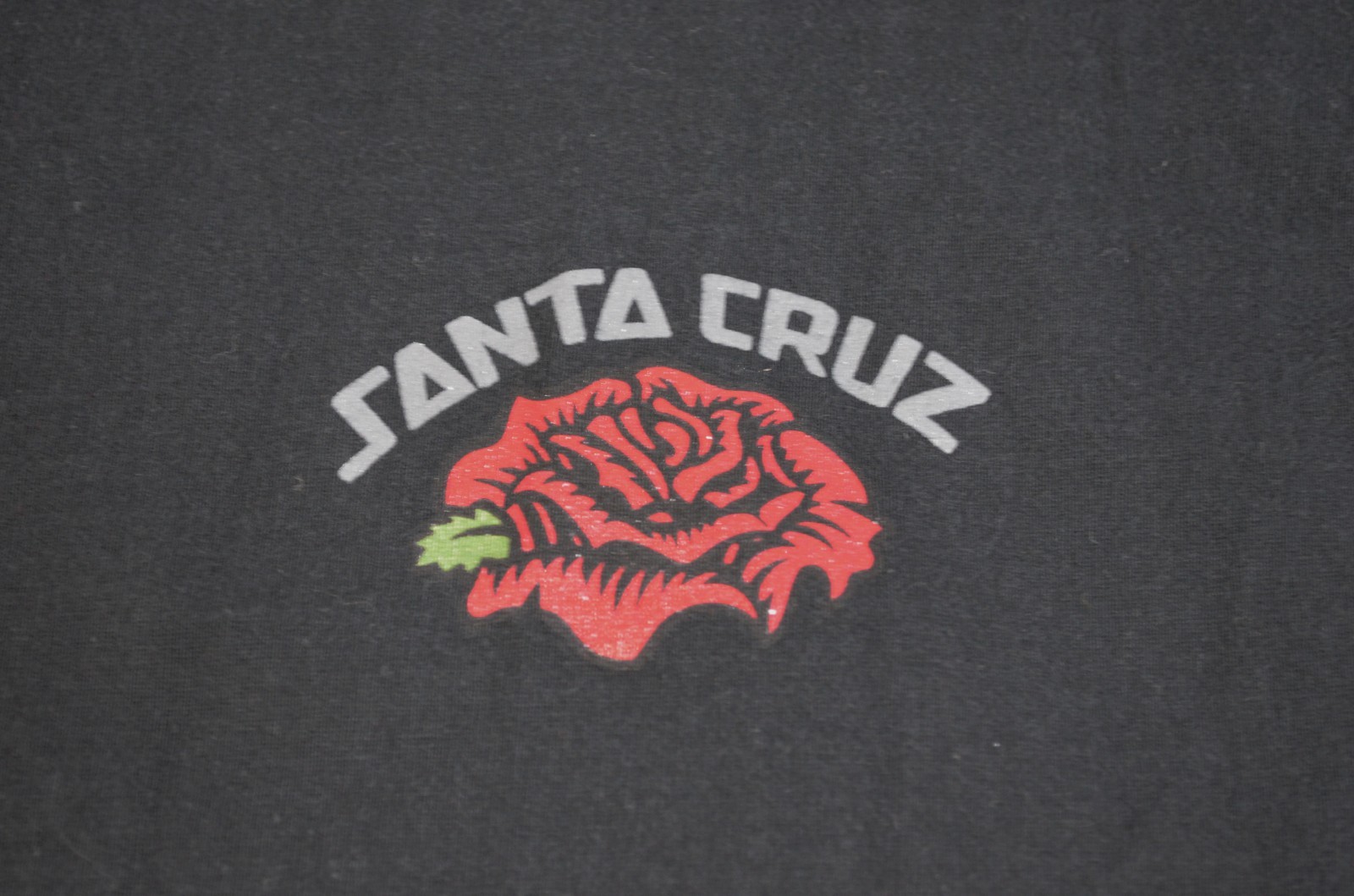 Santa Cruz Skate Skateboards Skateboarding Black Rose Roses Shirt Medium gallery