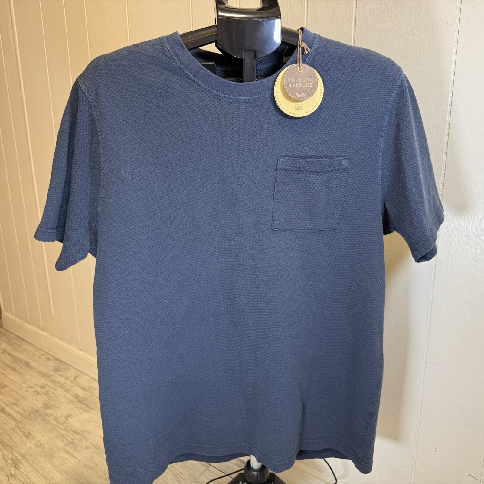 Common People Men Shirt Medium Pull Over blue popcorn texture Chest Pocket New