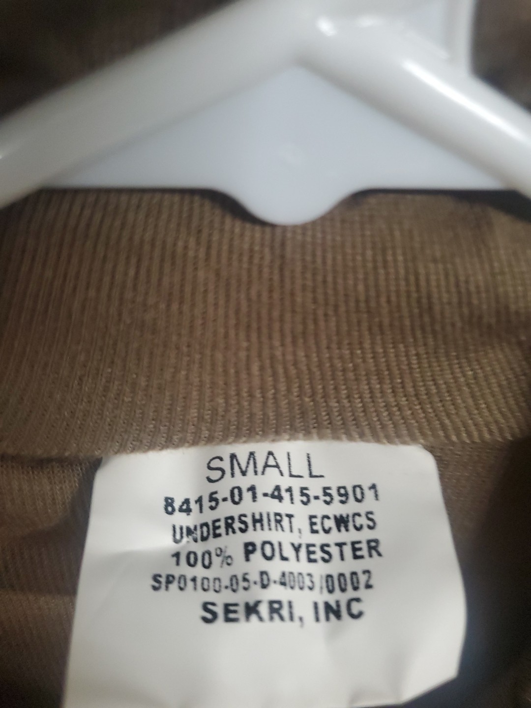 Bin# Cold Weather Undershirt Small Brown 1/4 Zip Long Sleeve 100% Polyester gallery