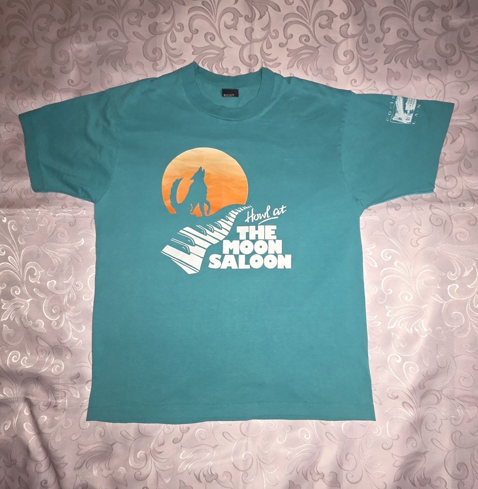 Vintage 90s Single-Stitch Covington Landing The Moon Saloon Tshirt Adult XL