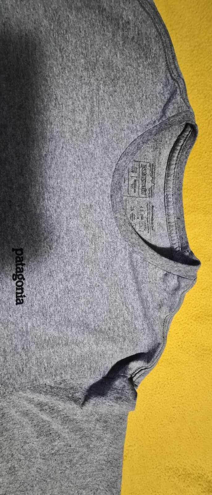Patagonia Logo Gray Men’s M Cotton Blend Knit Crew Neck Short Sleeve T-Shirt gallery