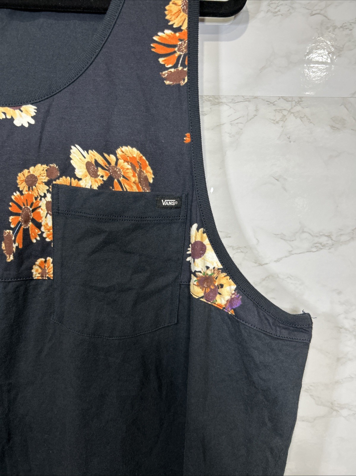 Vans Men's Hilby Tank Top Sleeveless Tropical Shirt Plant Leaf Gym Sz Small New gallery