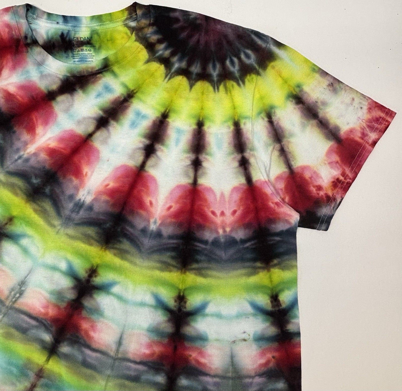 Handmade Ice Tie Dye Unisex T-Shirt Size XL Multicolor Design Gildan Tee NEW gallery