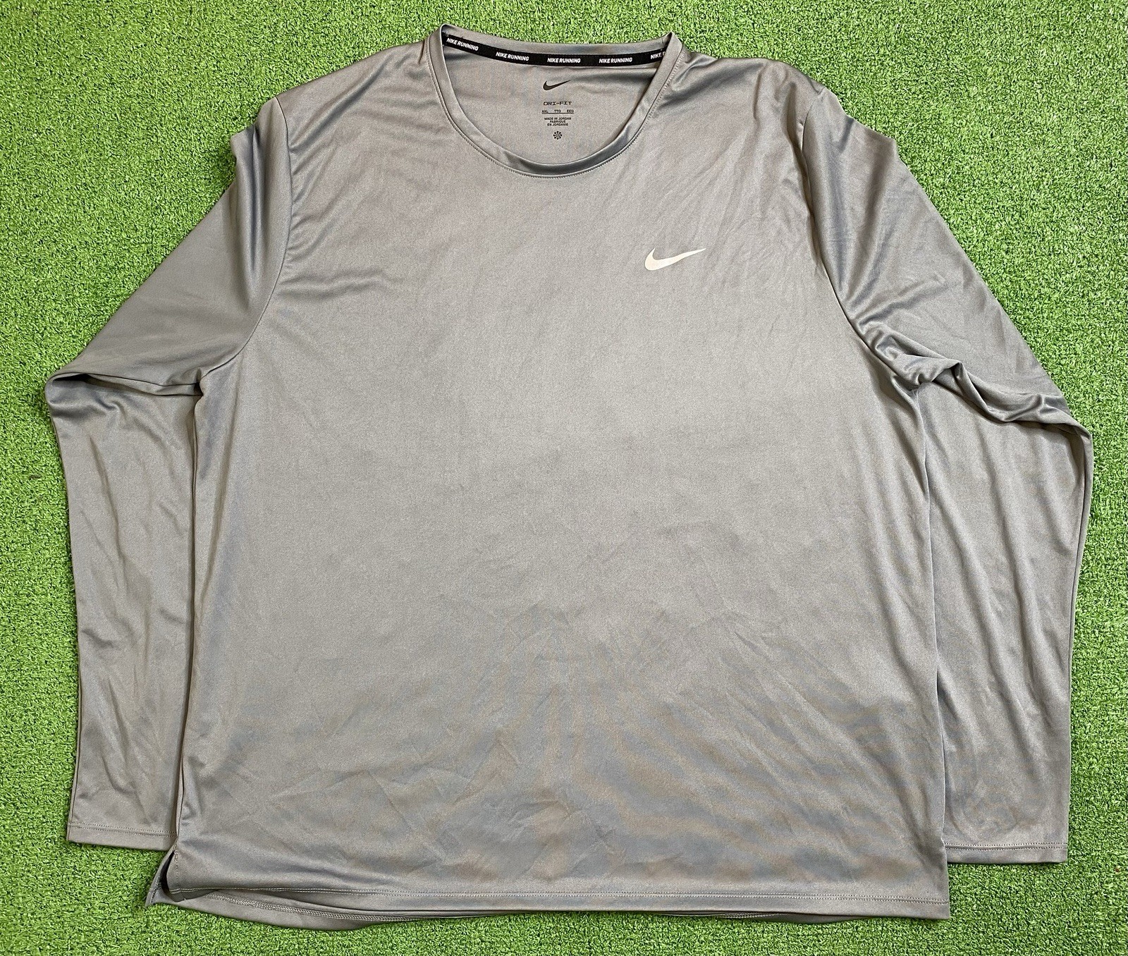 Nike Running T Shirt Mens XXL LongSleeve Polyester Training Gym Workout Dri-Fit