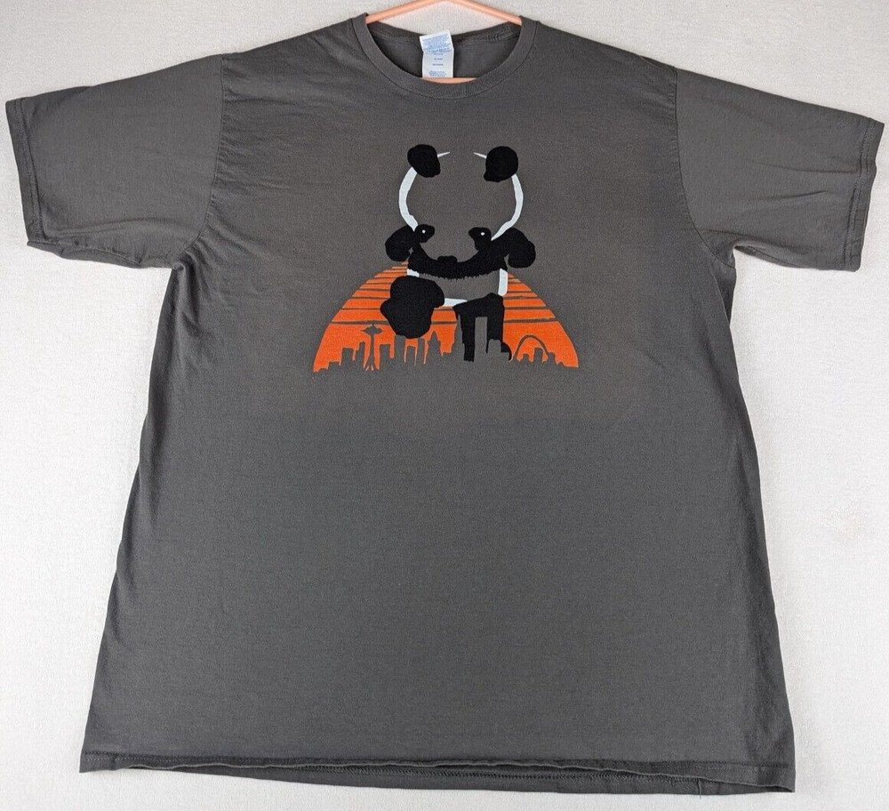 Panda Monster Seattle Skyline Graphic SZ XL Gray Graphic Print T-shirt