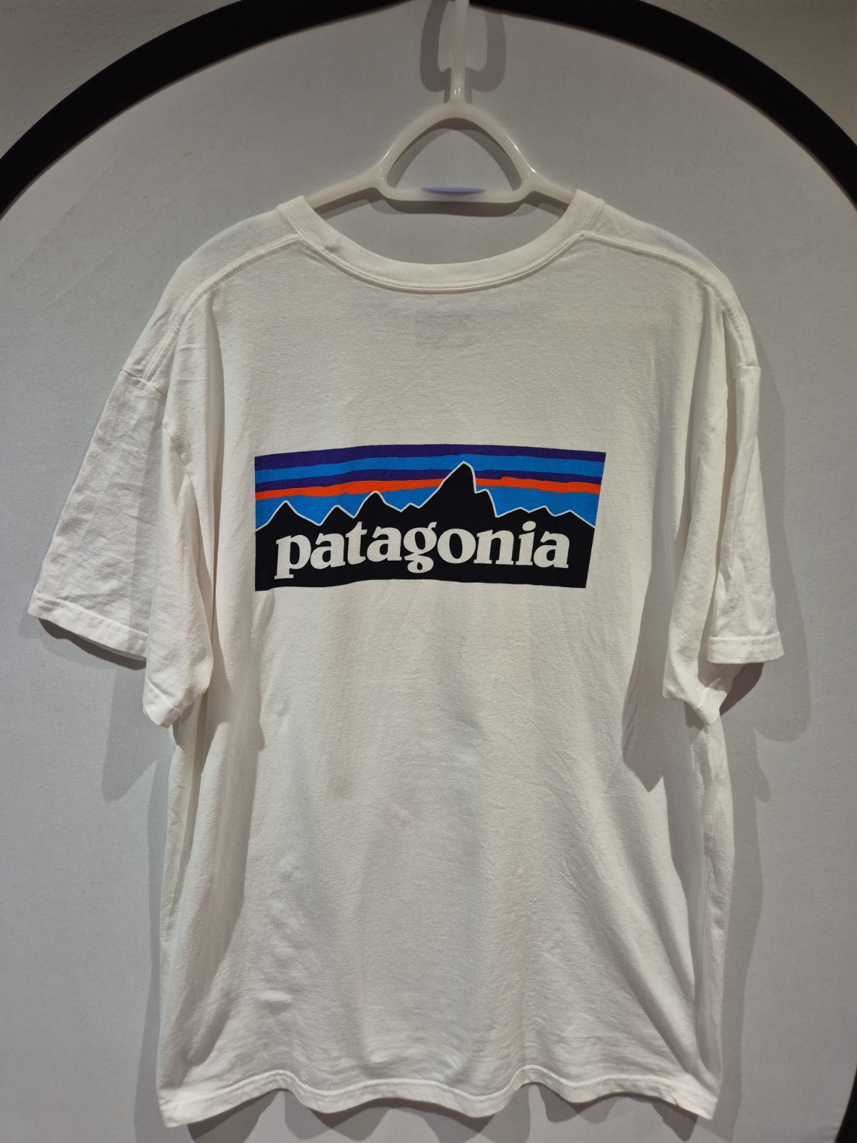 MENS PATAGONIA P-6 LOGO COTTON T-SHIRT SIZE XL gallery