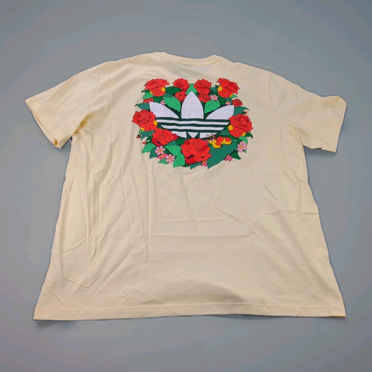 Adidas Men’s Originals T-Shirt In Warm Vanilla Color # JD0711 Size XL
