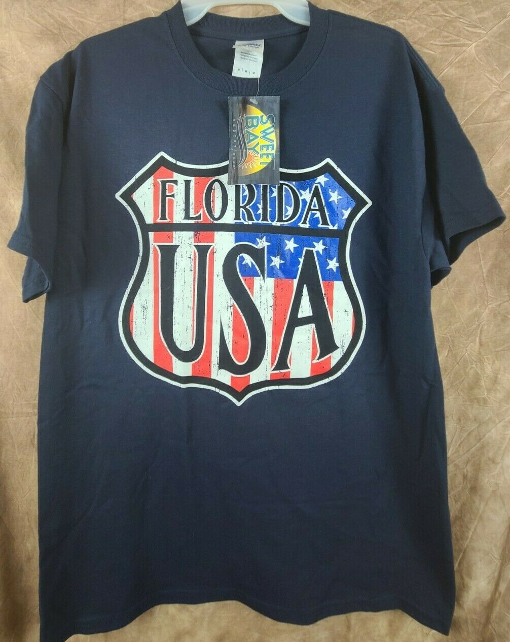 Medium Men’s Sweet Bay Florida USA T-Shirt Navy Blue Red White Logo Patriotic 1