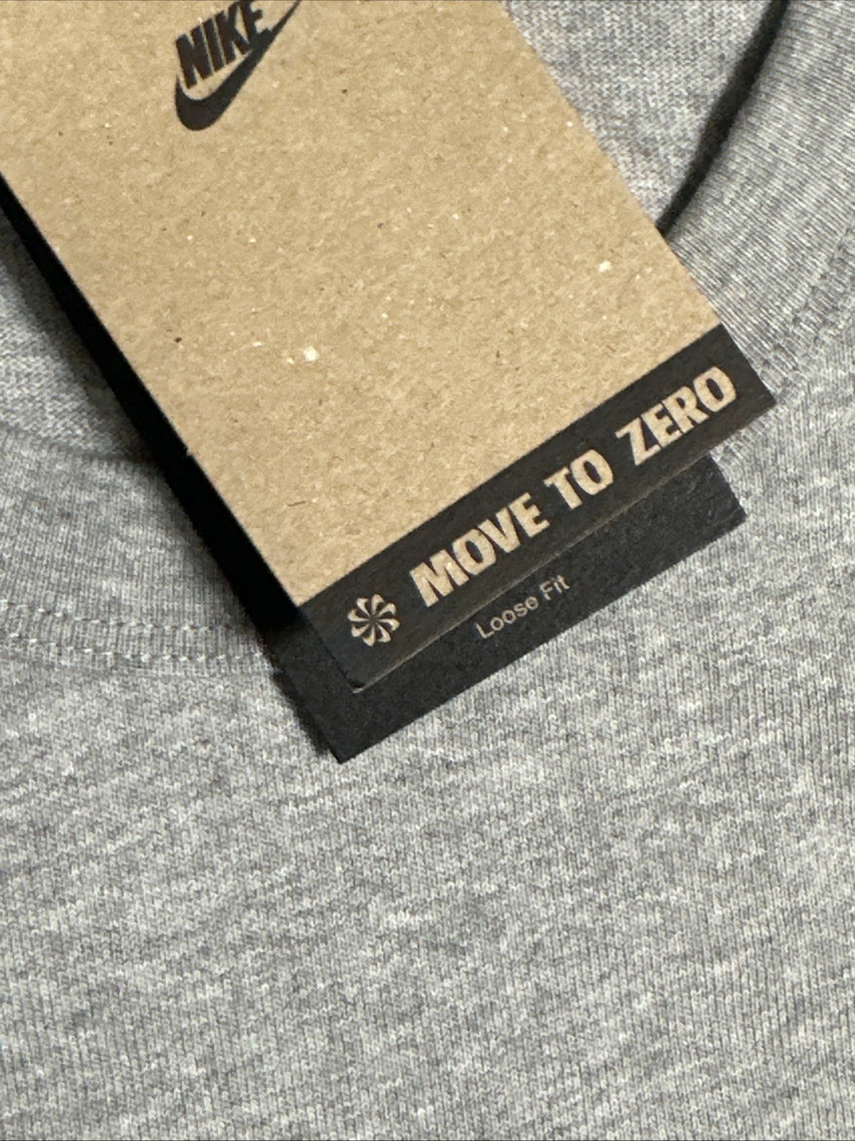 The Nike Tee Men's Embroidered Center Logo Heavy Crewneck T Shirt Gray Size L gallery