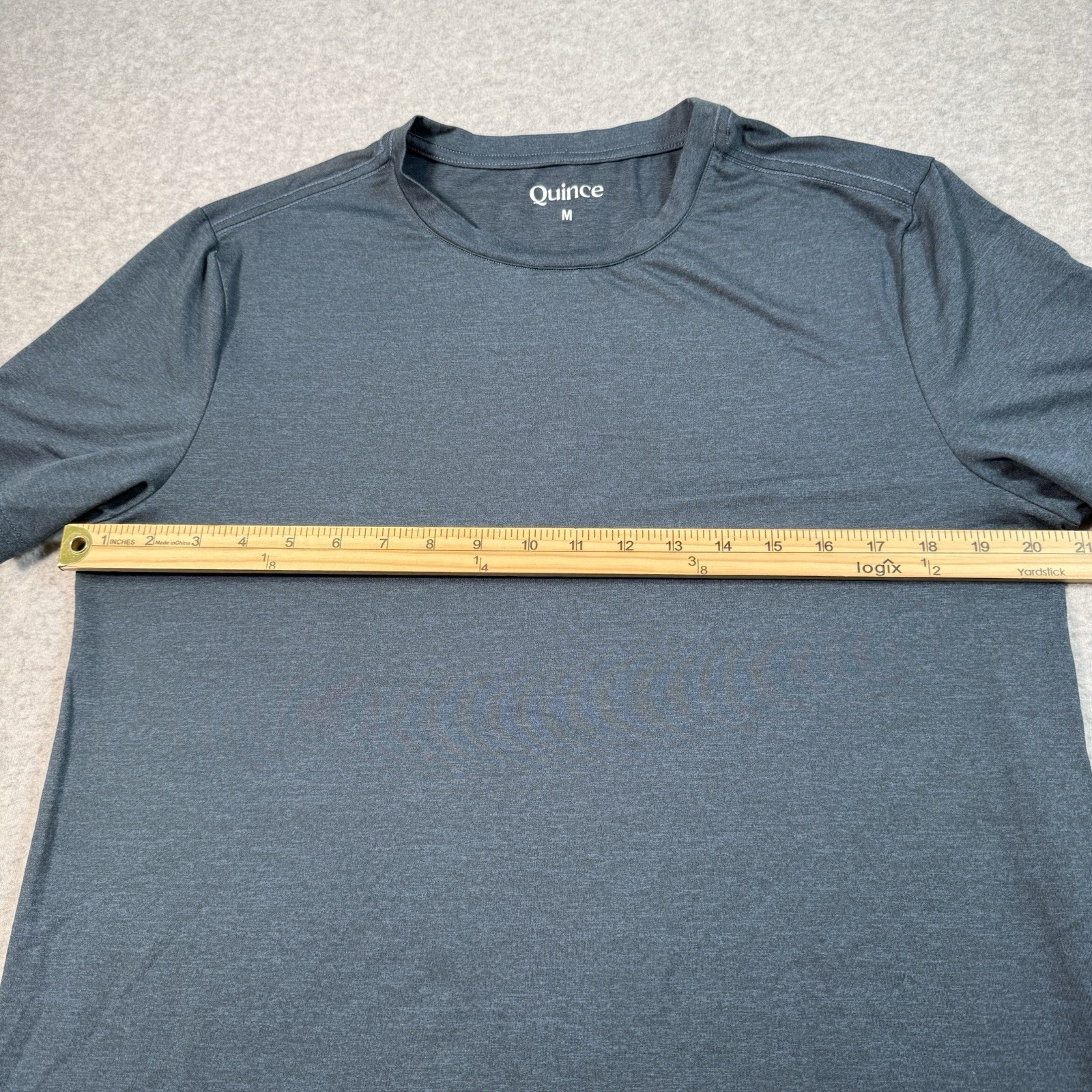 Quince Mens SS T Shirt Polyester Spandex Sz M Preppy Athleisure Eco Conscio gallery