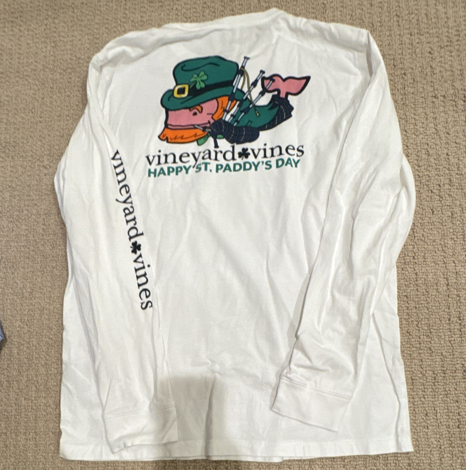 Vineyard Vines Kids XL White Long Sleeve Pocket Whale St. Patrick’s Tee