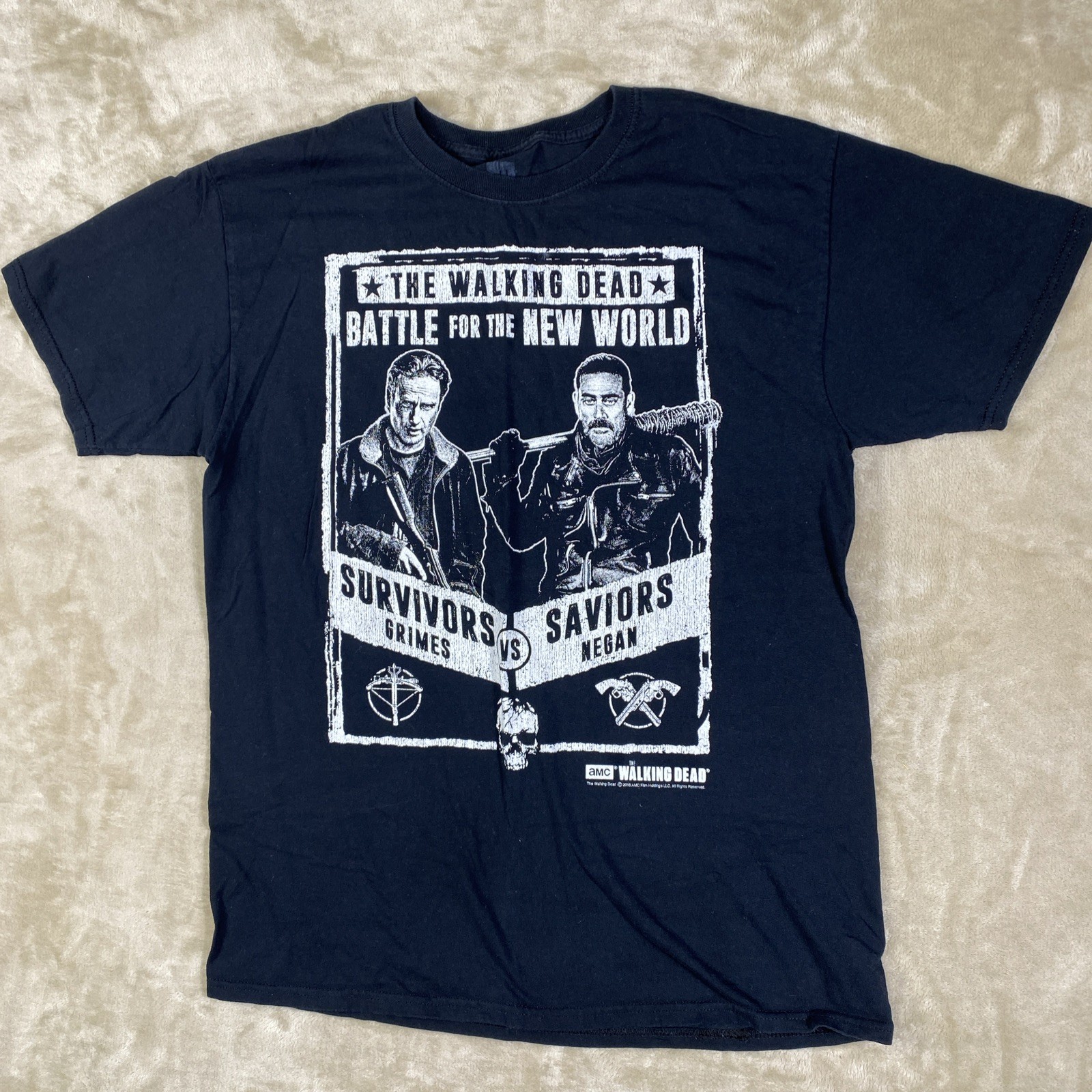 The Walking Dead Grimes vs. Negan Graphic T Shirt Size Medium Black Unisex gallery