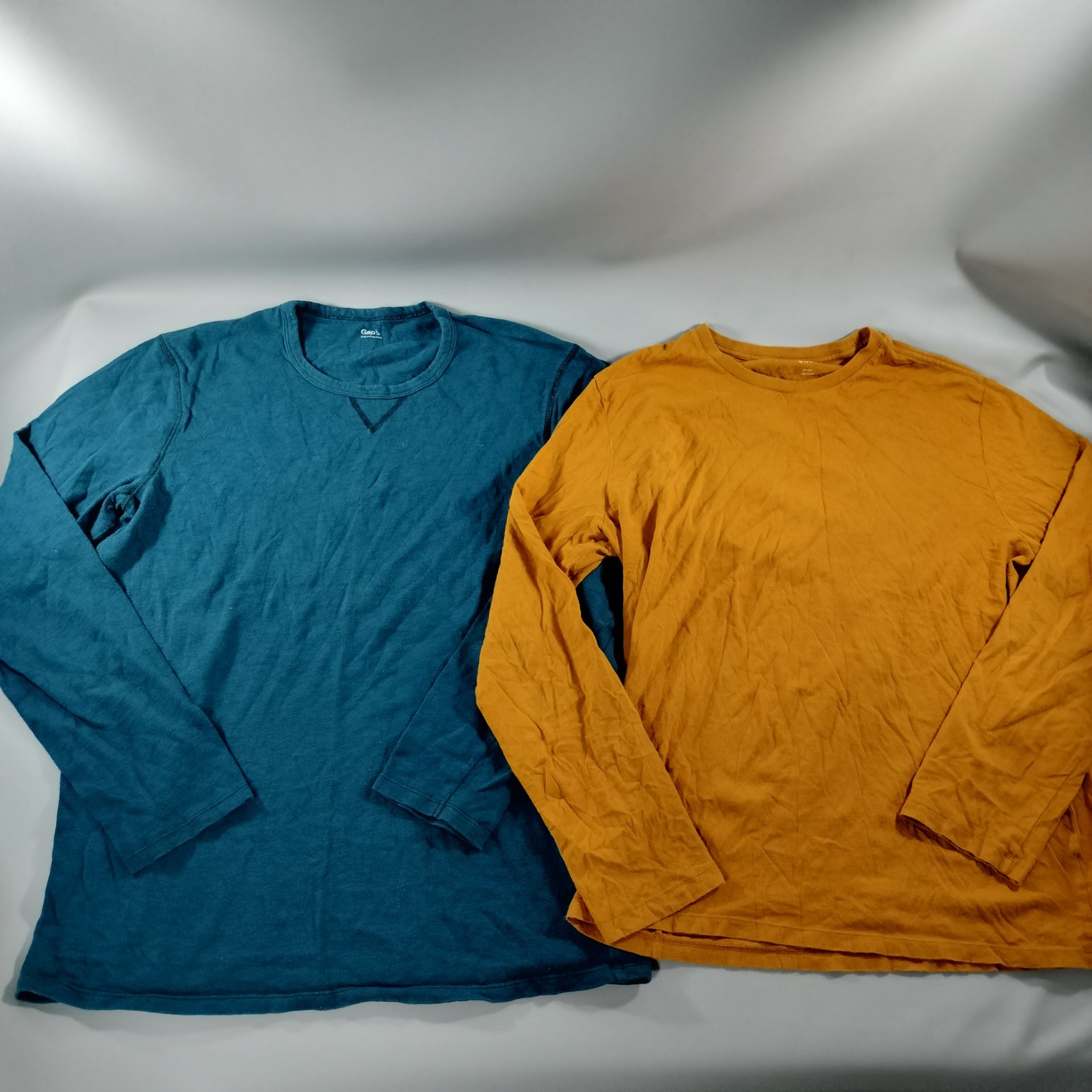 Gap Lot of 6 Crew Neck Pull On Long Sleeve T-shirts Mens Size S/M/L gallery