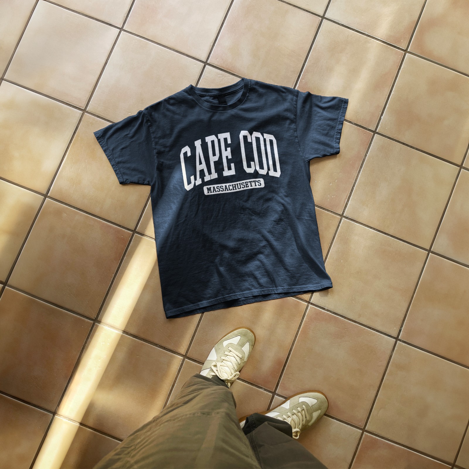 Cape Cod Massachusetts Souvenir Beach, Aesthetic, Vintage Navy Blue Tee gallery