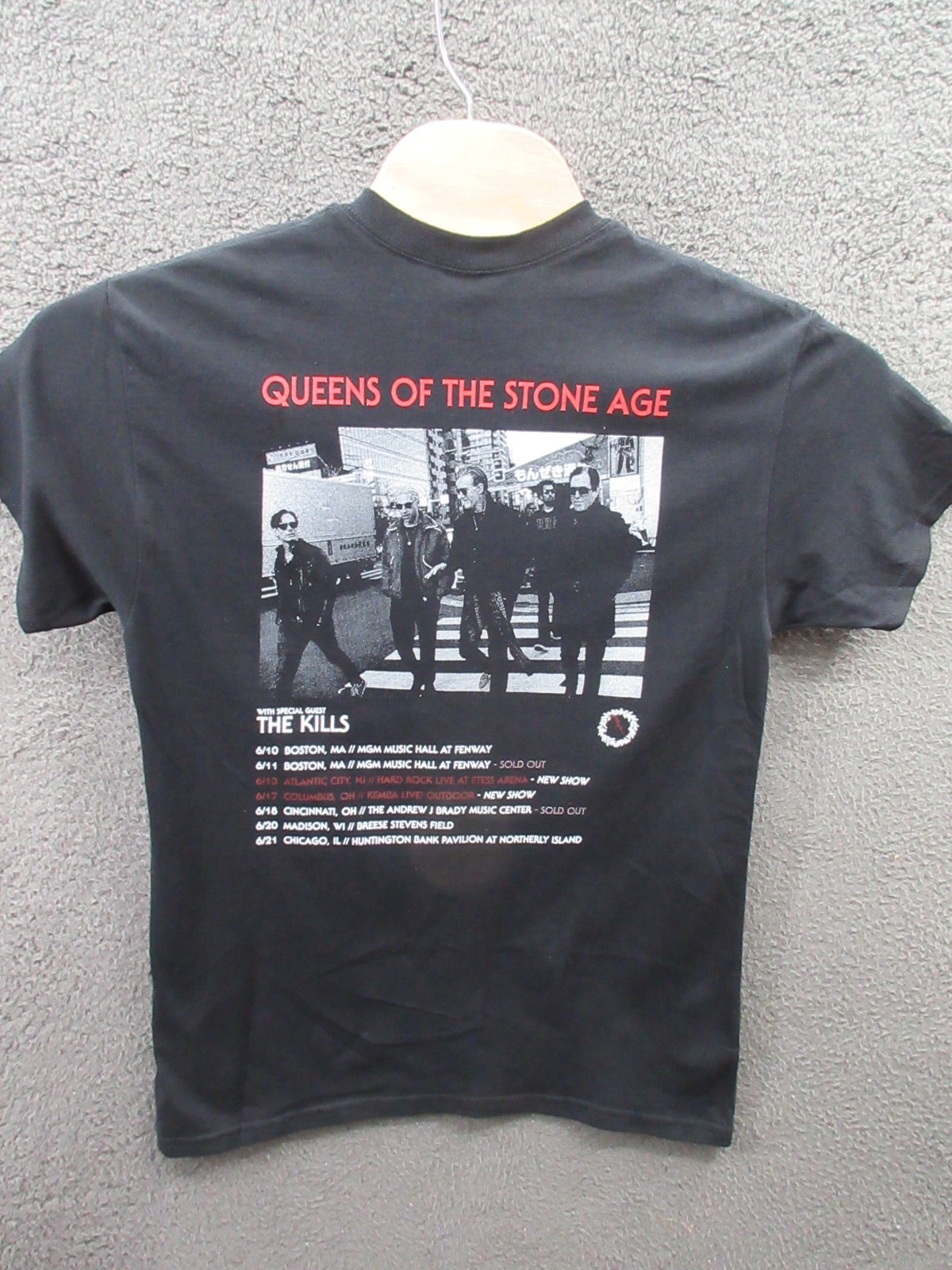 NWOT Queens of the Stone Age QOTSA End is Nero Tour Shirt Men Medium gallery