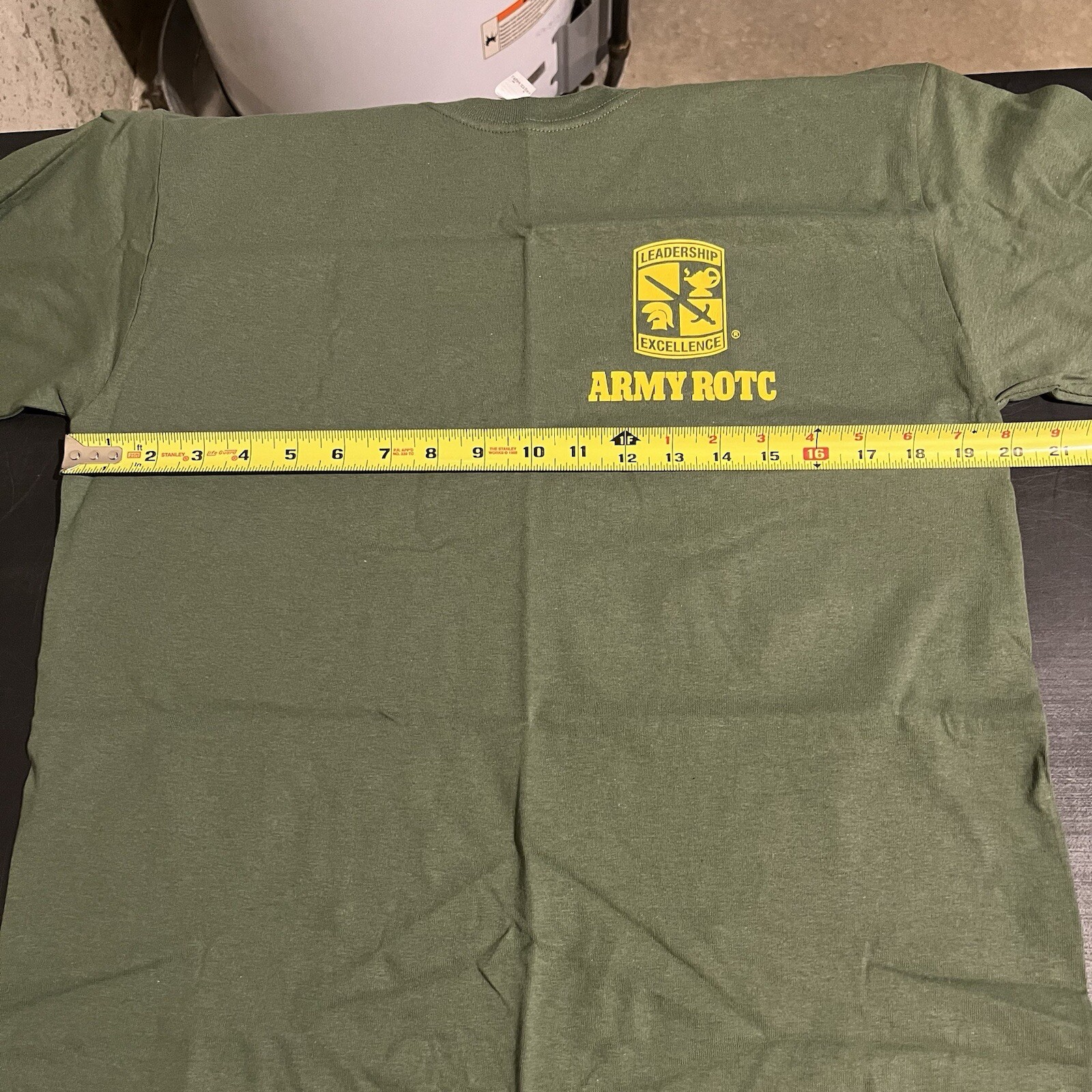 Army ROTC Men Leadership Excellence Crest Logo Green T-Shirt Size Small NEW gallery