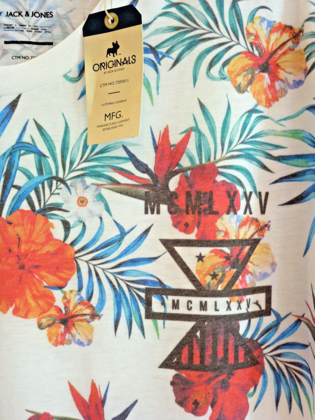 Jack Jones Floral T-Shirt Mens Short Sleeve Faded S BNWT RRP £25 Cloud Dancer gallery