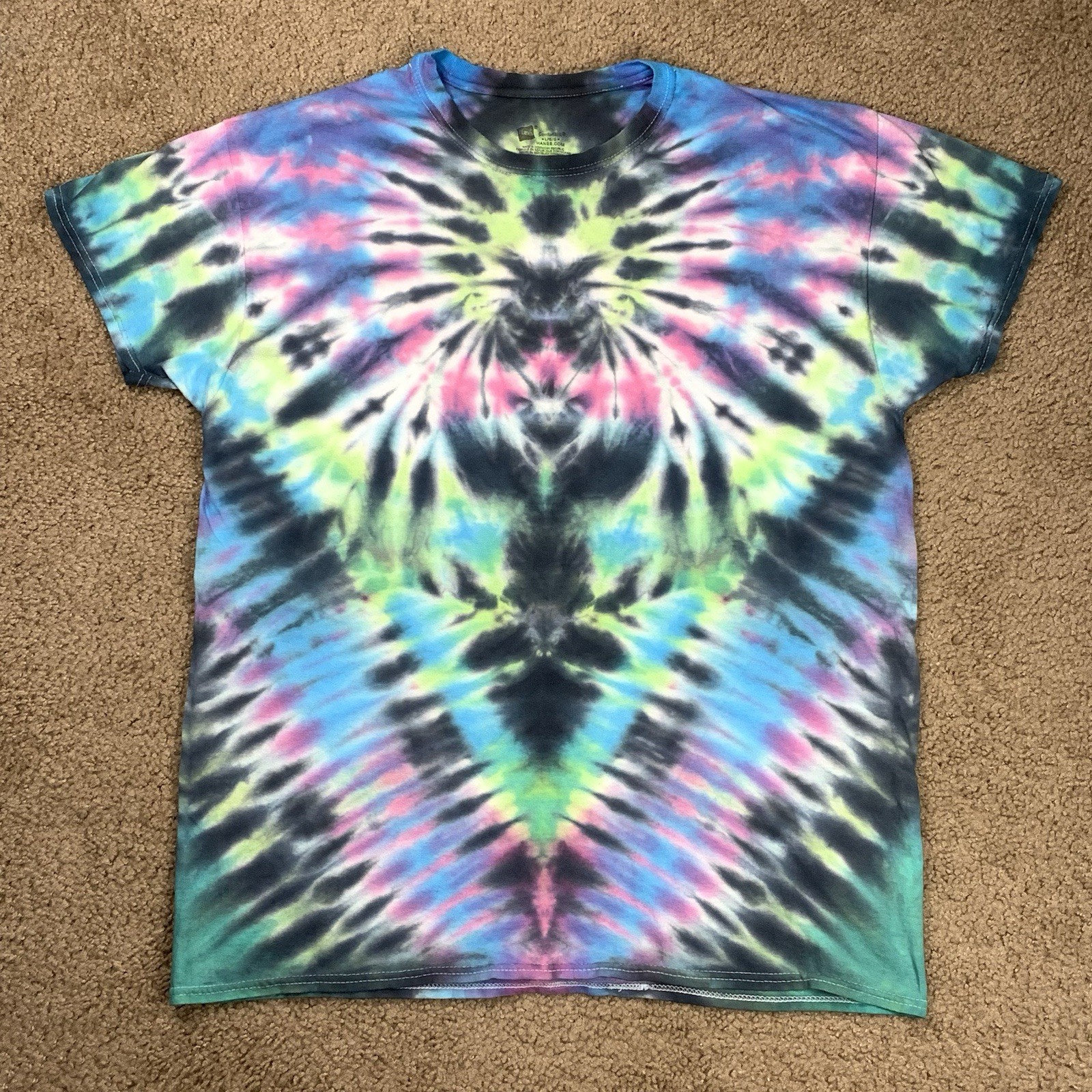 Adult Large Tie Dye Short Sleeve Shirt Spider Fireworks Rasta Hippie V Pattern