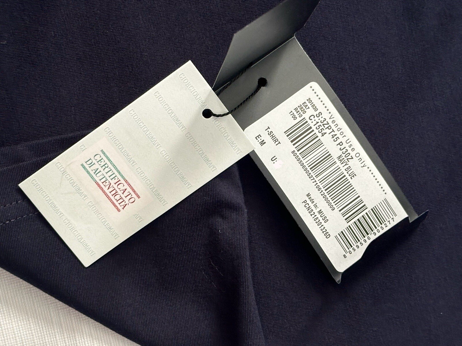 $250 NEW GIORGIO ARMANI COTTON T SHIRT M NAVY GRAPHIC gallery
