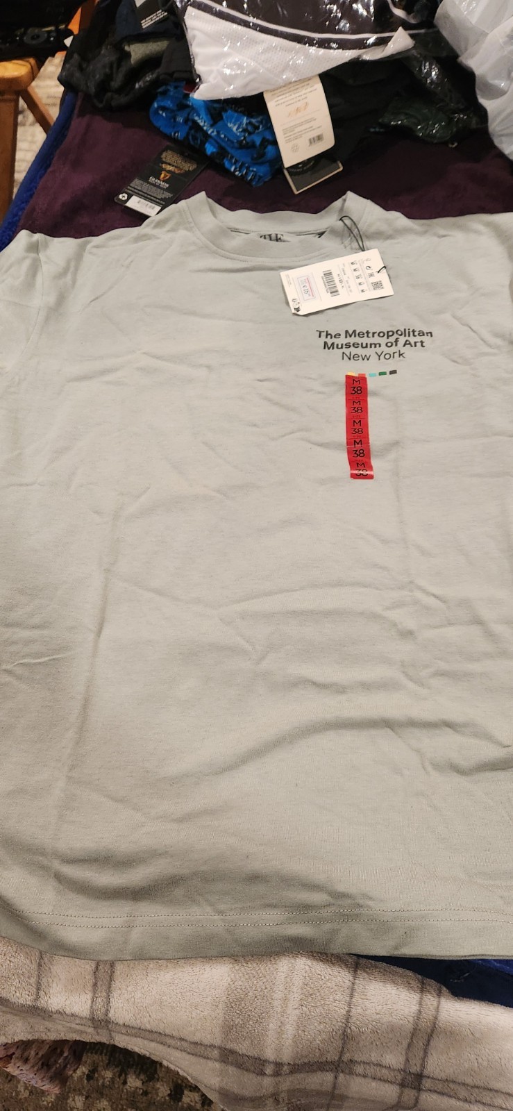 2 Grey t-shirts (1 M 1L) from MOMA featuring Paul Cesane Painting gallery