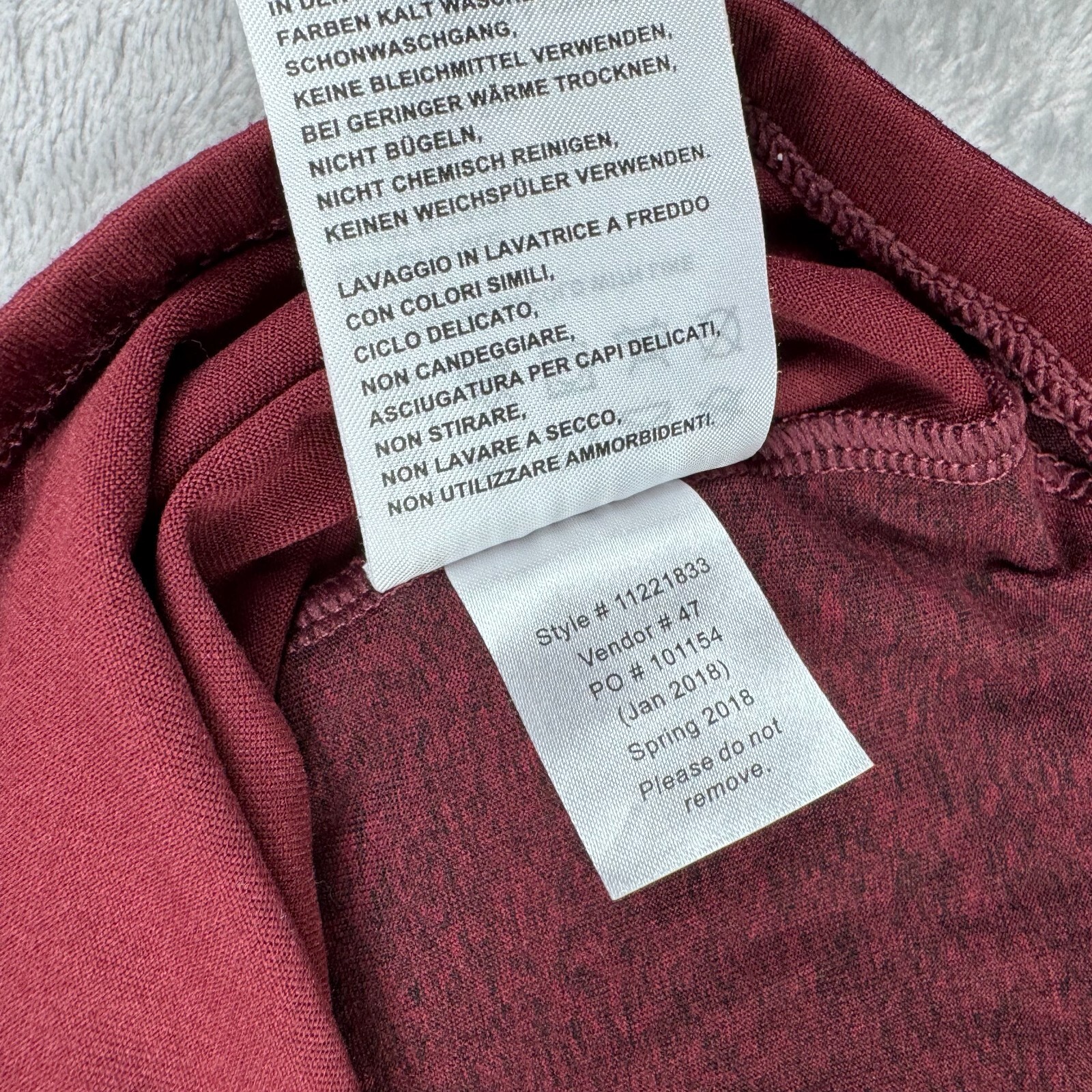 Pearl Izumi Classic Cycling Shirt Womens Medium Red Full Zip Short Sleeve gallery