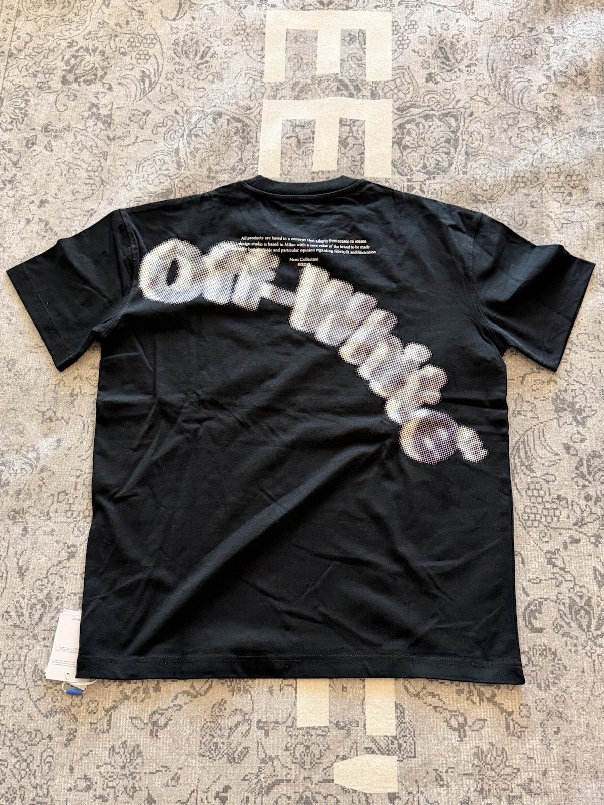 Off-White Men’s XL Black Graphic Logo Crew Neck Short Sleeve T-Shirt gallery