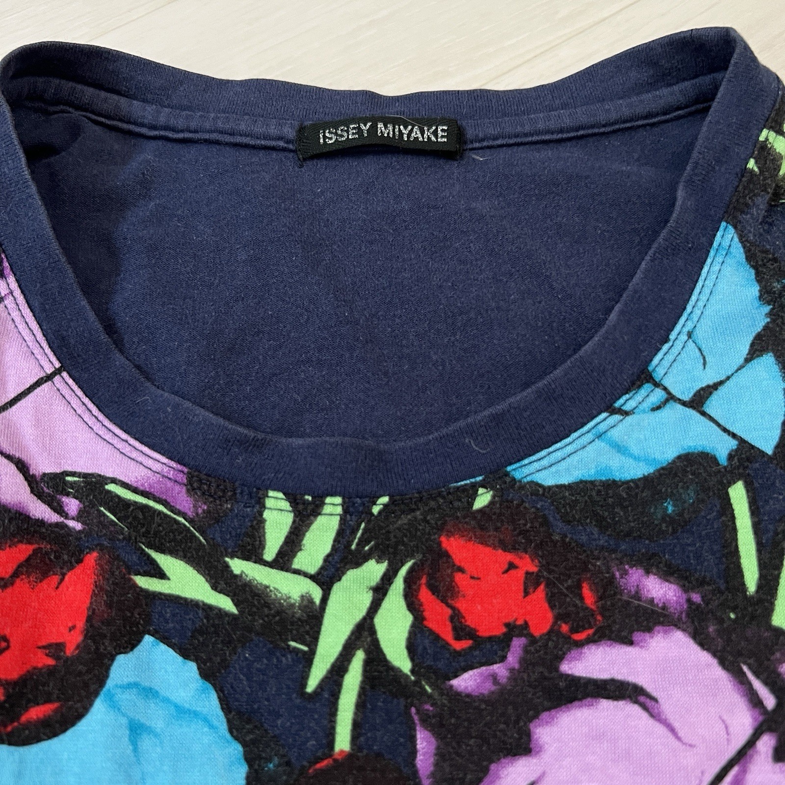 ISSEY MIYAKE T-shirt Painted Print Size 4 Good Condition gallery