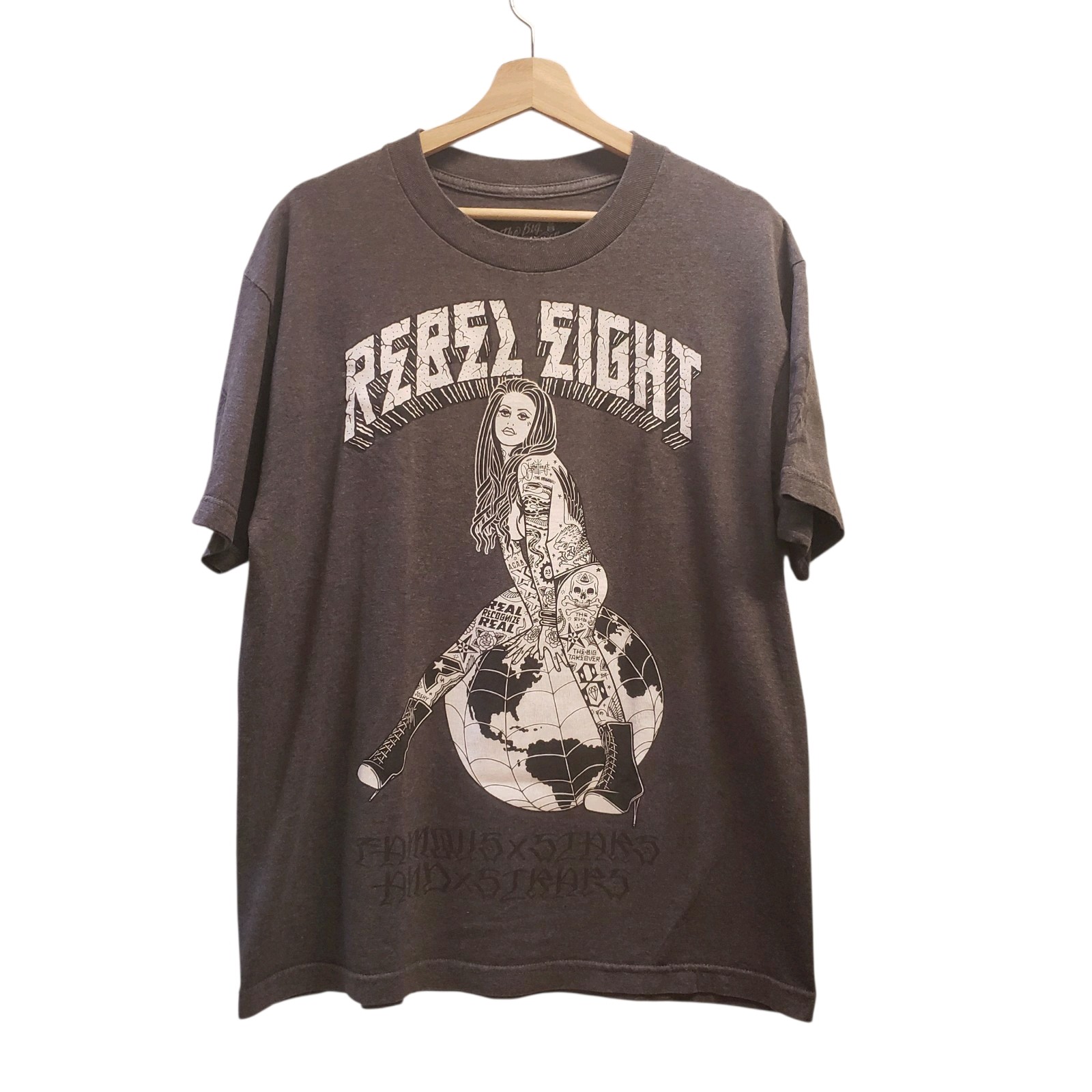 Rebel Eight T Shirt The Takeover Famous Stars & Straps Tatoo Girl Street Size L gallery