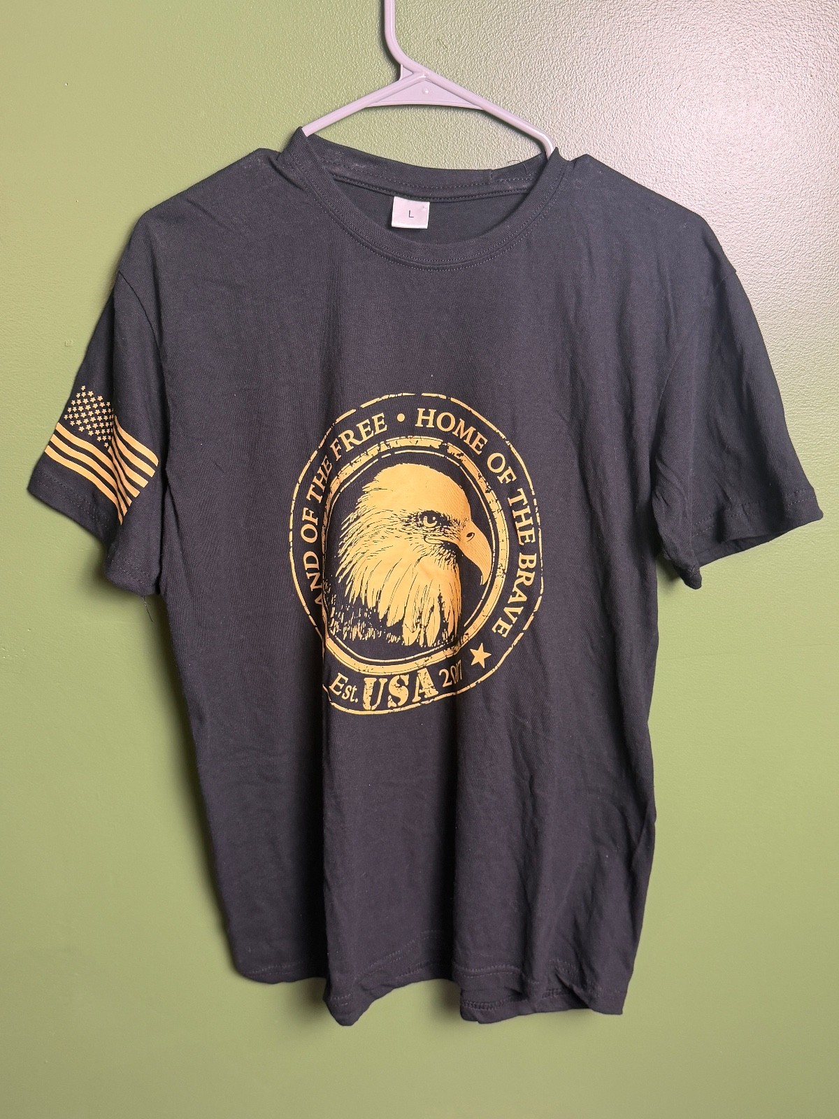 Patriotic Black t shirt Land of the free home of the brave eagle and USA flag L