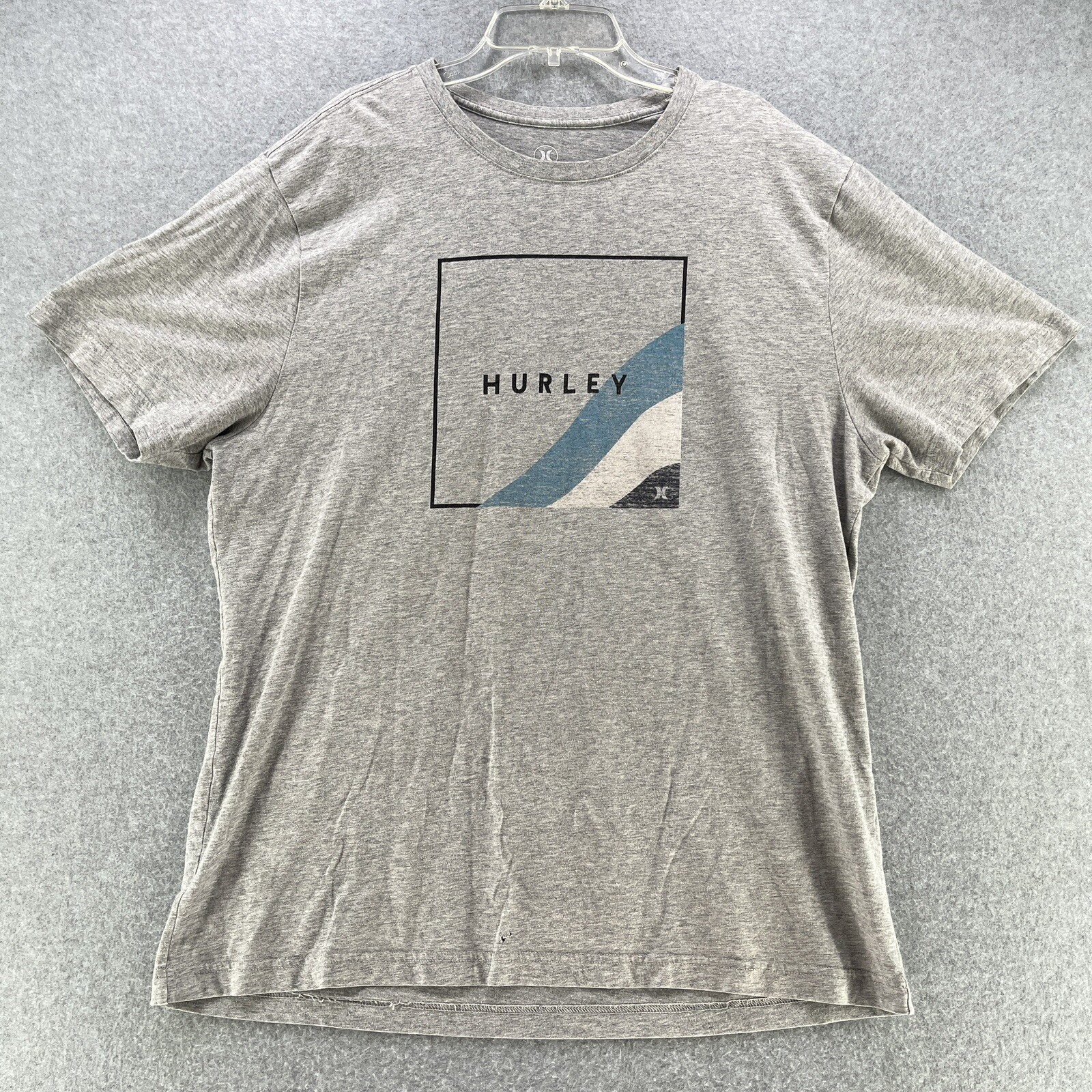 Hurley Mens T-Shirt Large L Graphic Logo Short Sleeve Gray Blended Fabric Camisa