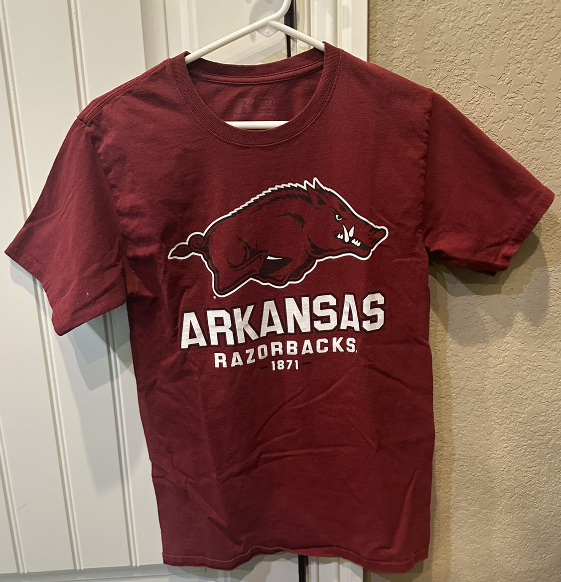 Arkansas Razorbacks T-Shirt Men's S/CH (Actual 34-36 in ) Short Sleeve Red gallery